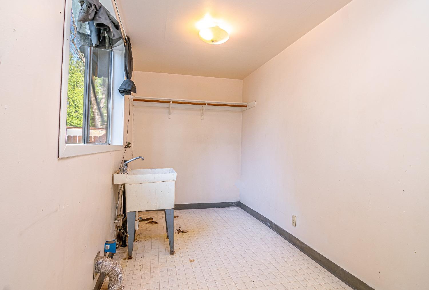 3767 Carson Road