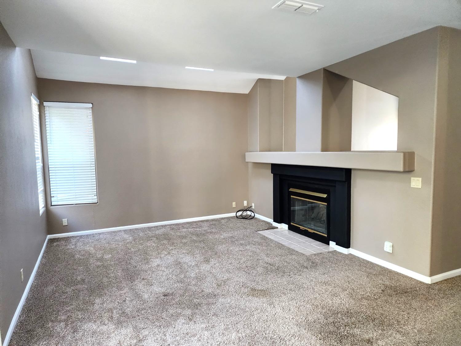 4609 WINTER OAK Way