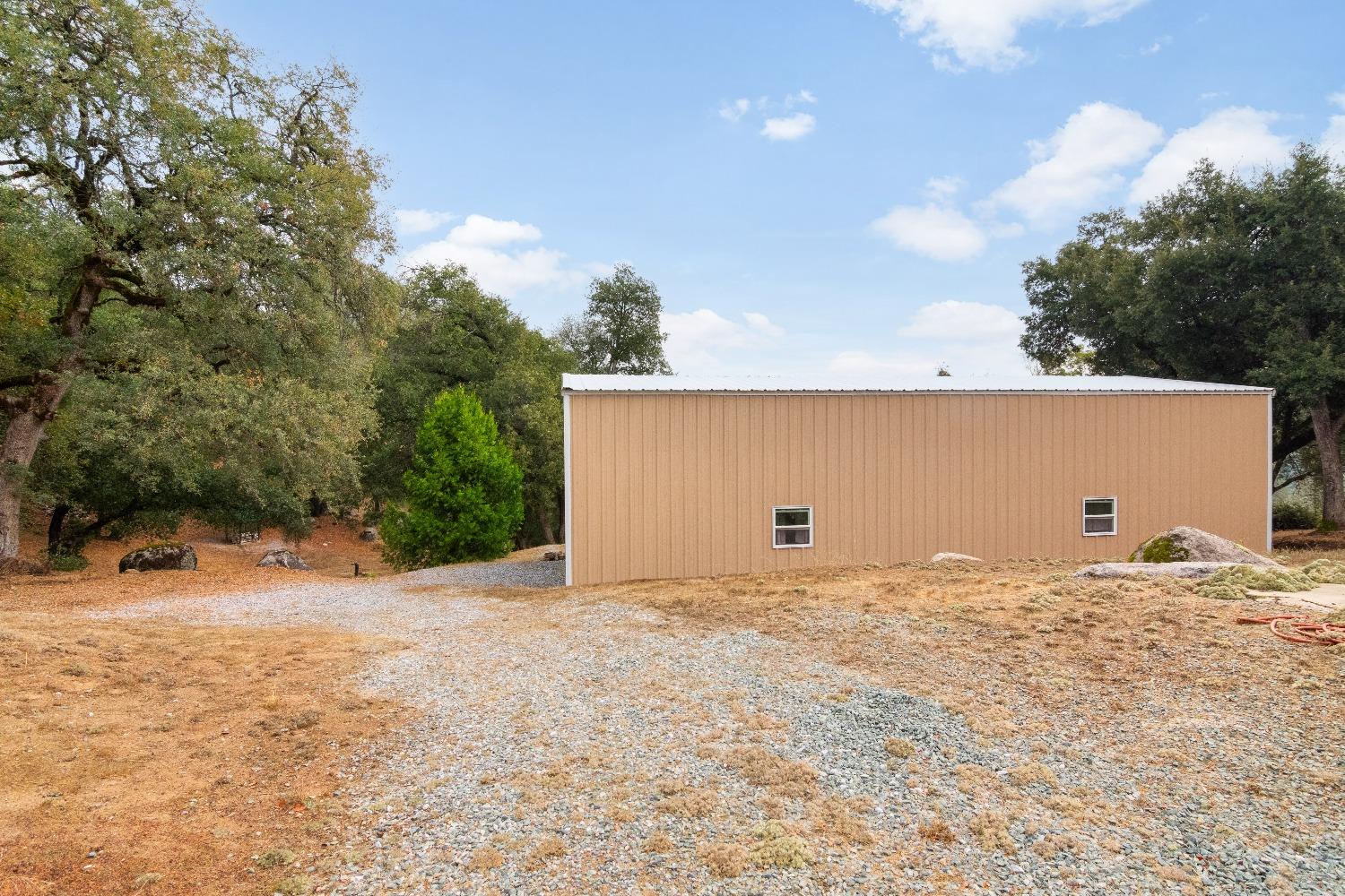 2870 Sand Ridge Rd Rd