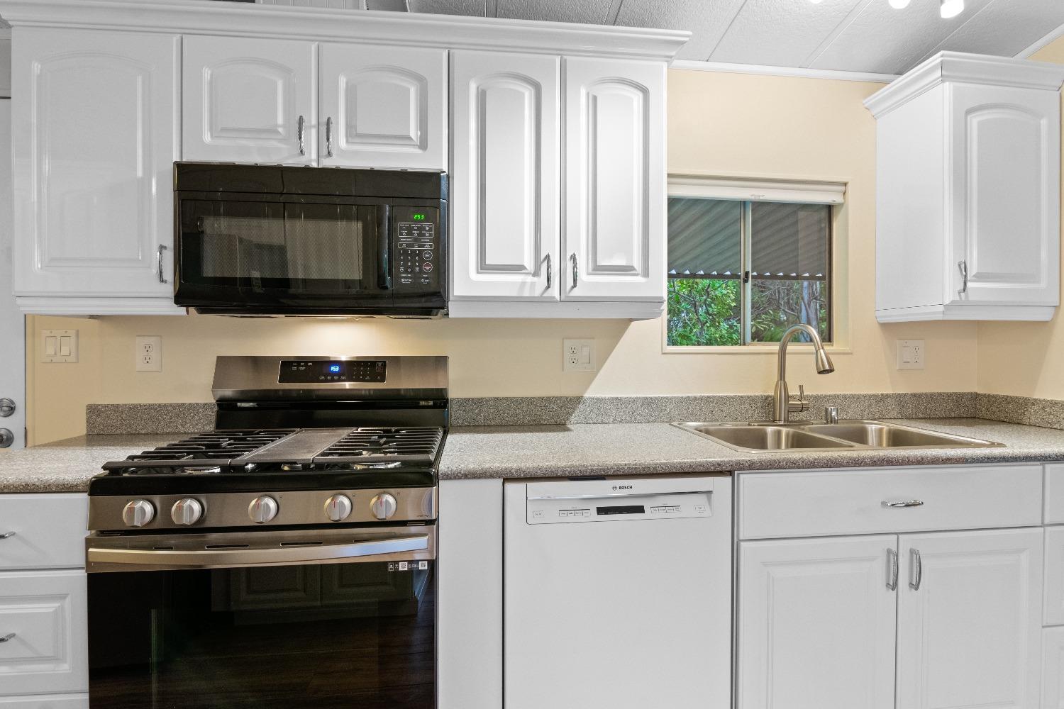 9461 State Highway 193 11