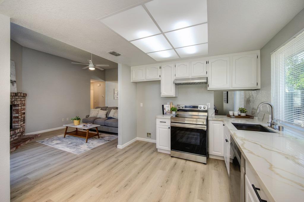 7742 Brown Otter Drive