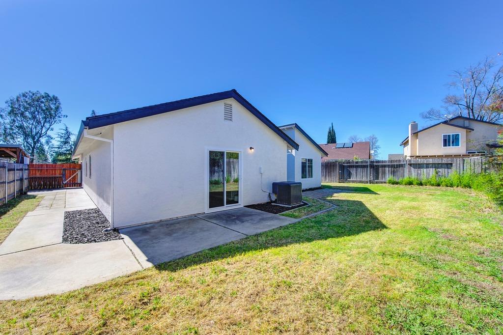 7742 Brown Otter Drive