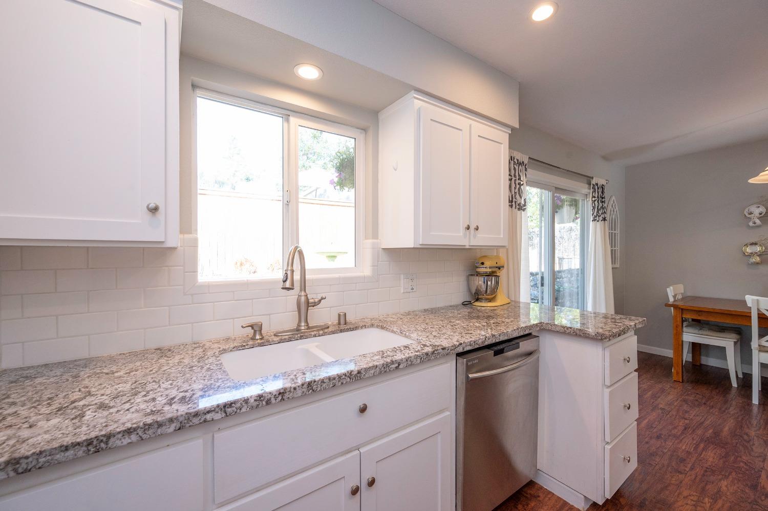 2683 EDGEWOOD Drive