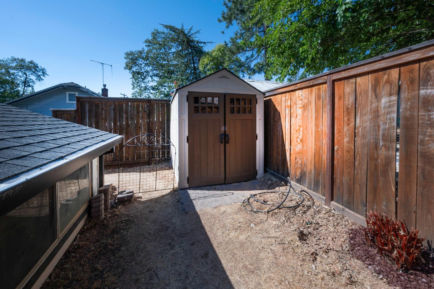 2683 EDGEWOOD Drive