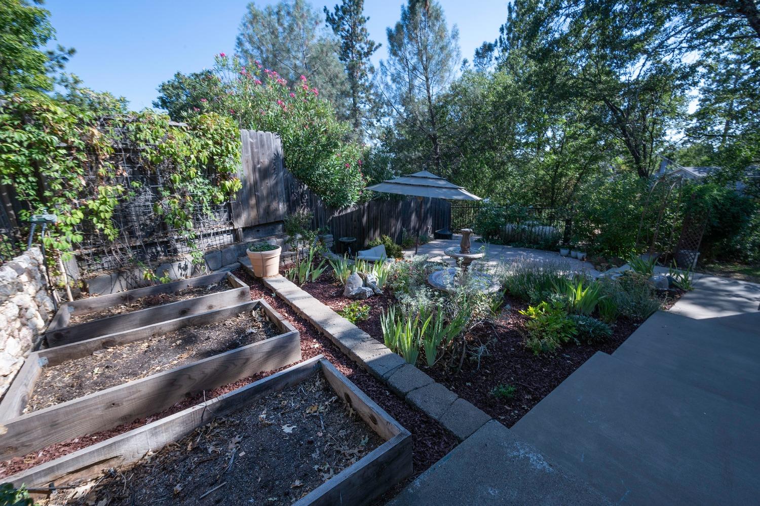 2683 EDGEWOOD Drive