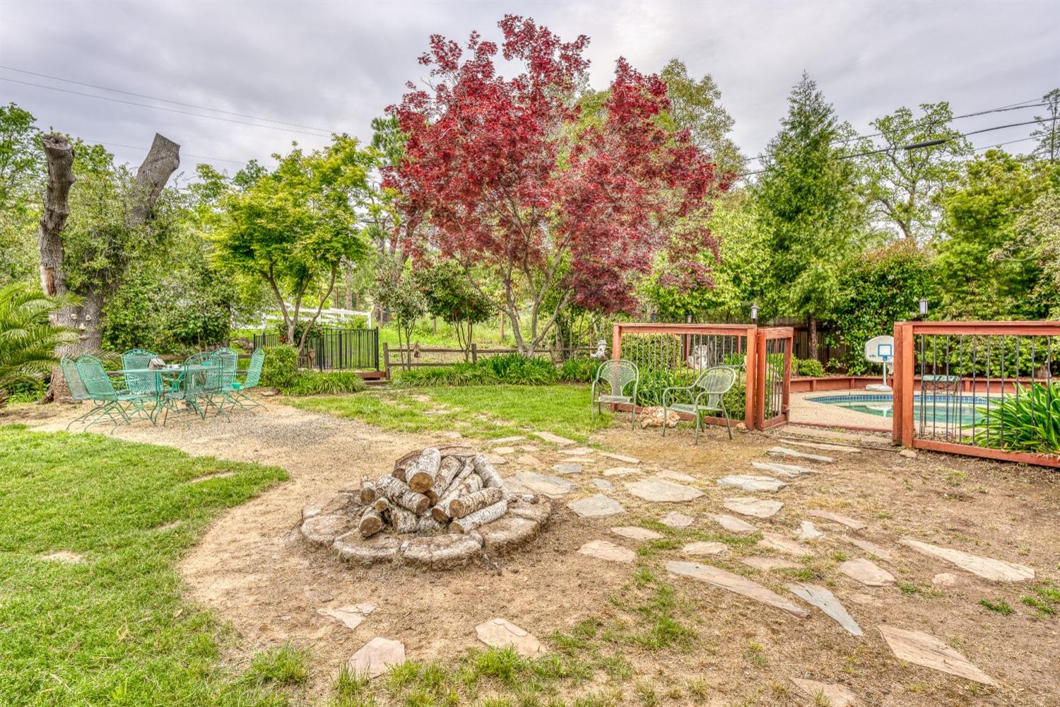 2653 KNOLLWOOD Drive