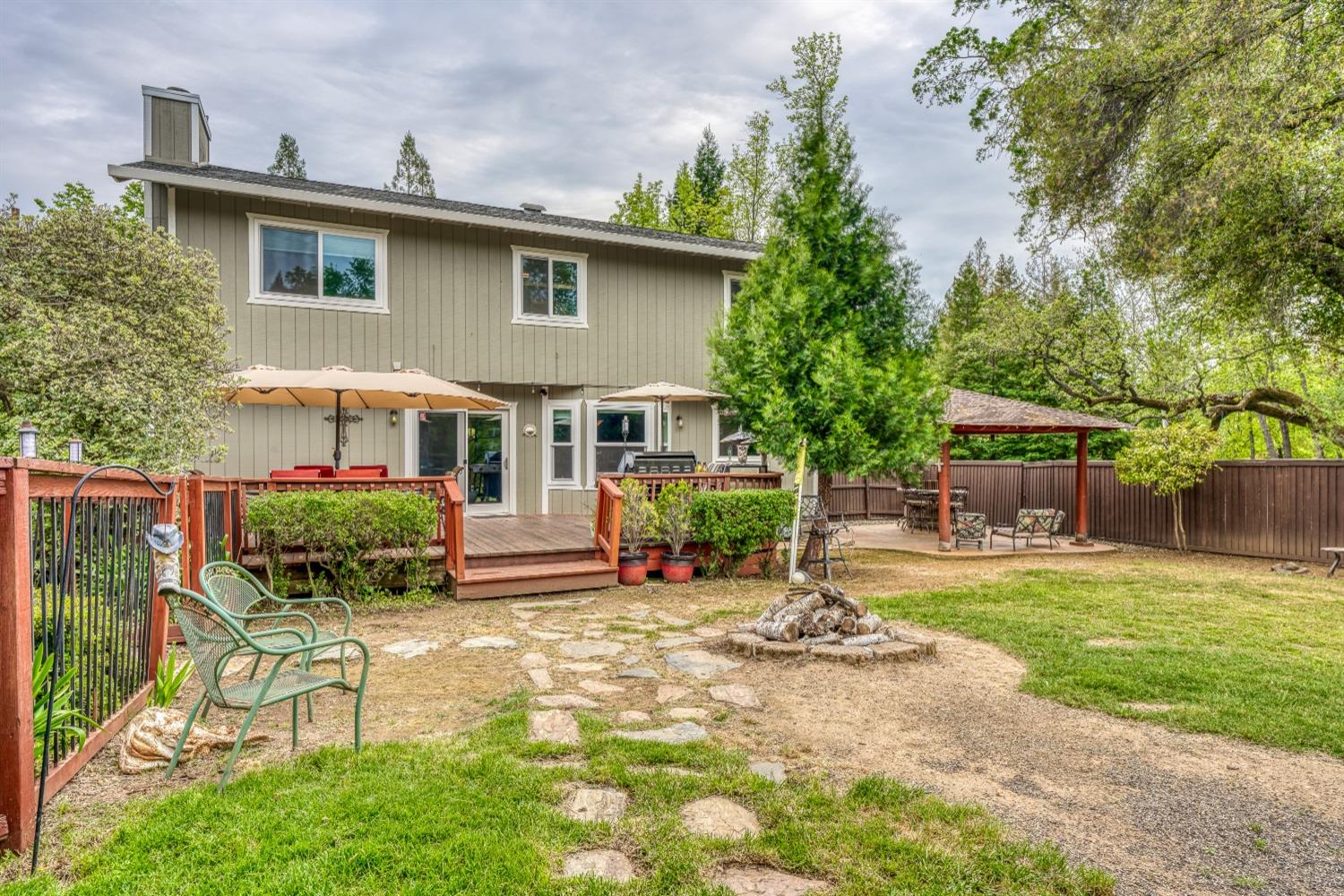 2653 KNOLLWOOD Drive