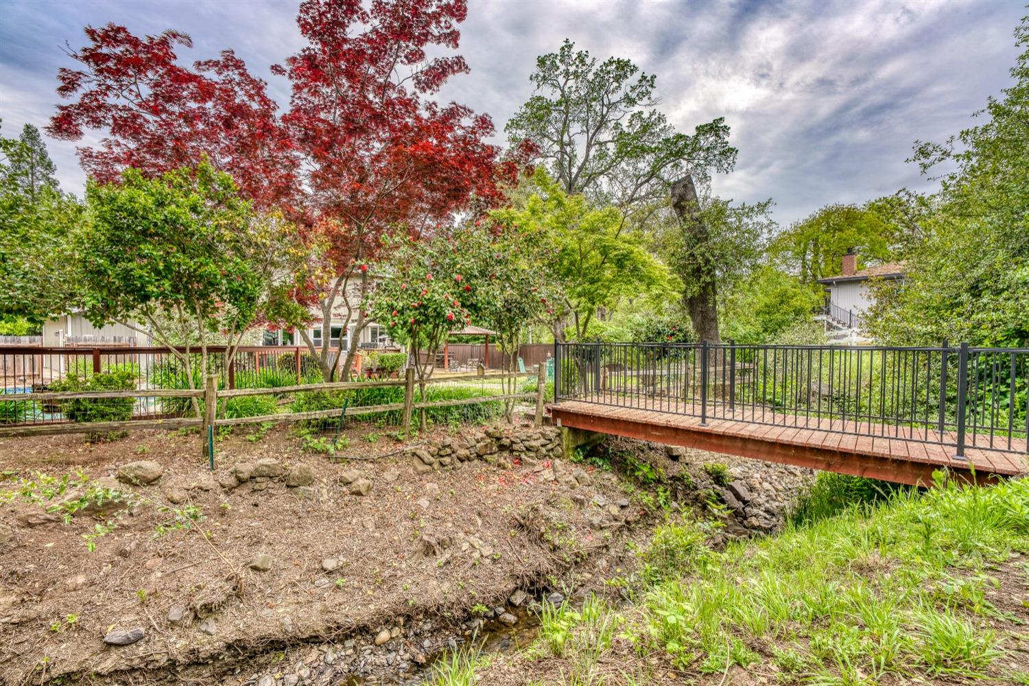 2653 KNOLLWOOD Drive