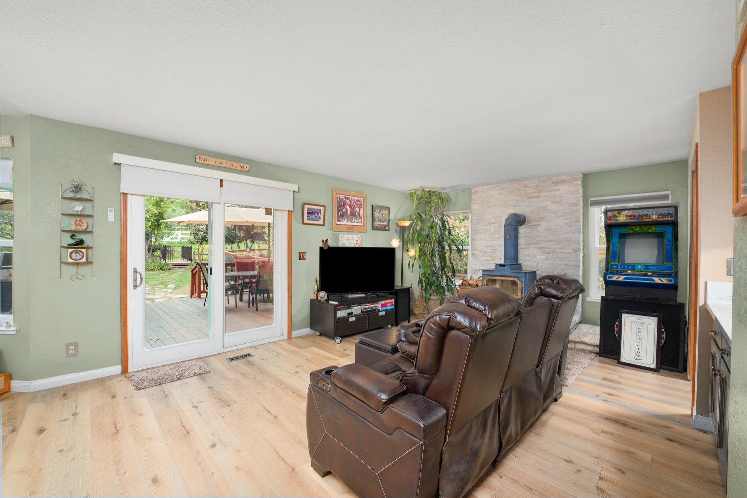 2653 KNOLLWOOD Drive