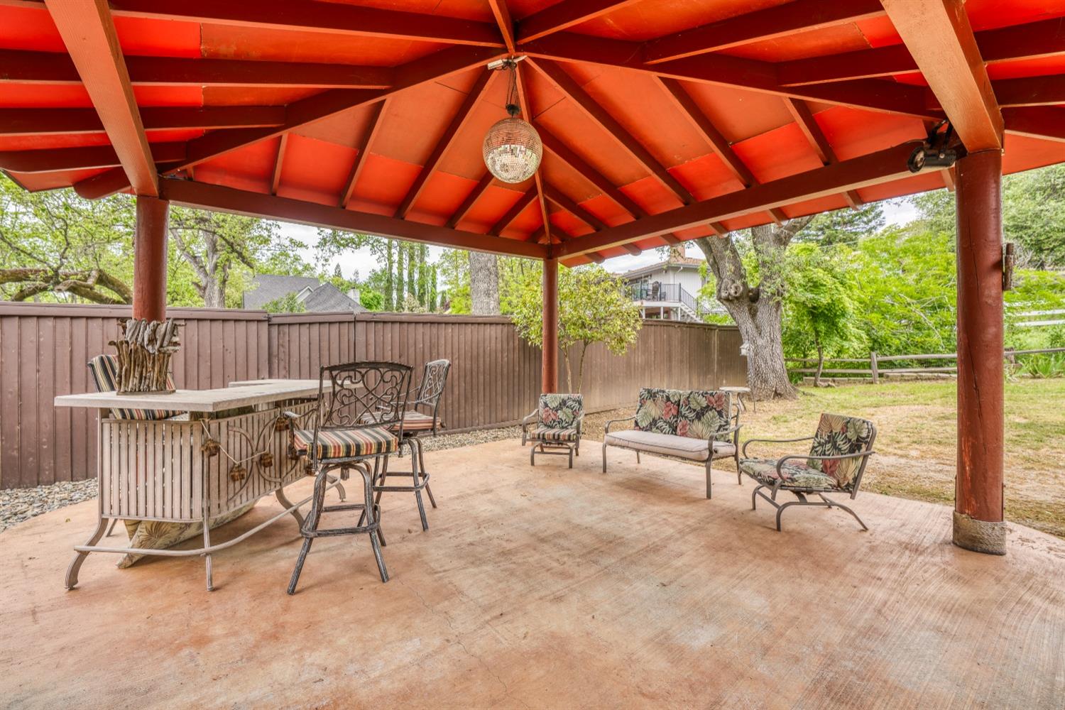 2653 KNOLLWOOD Drive