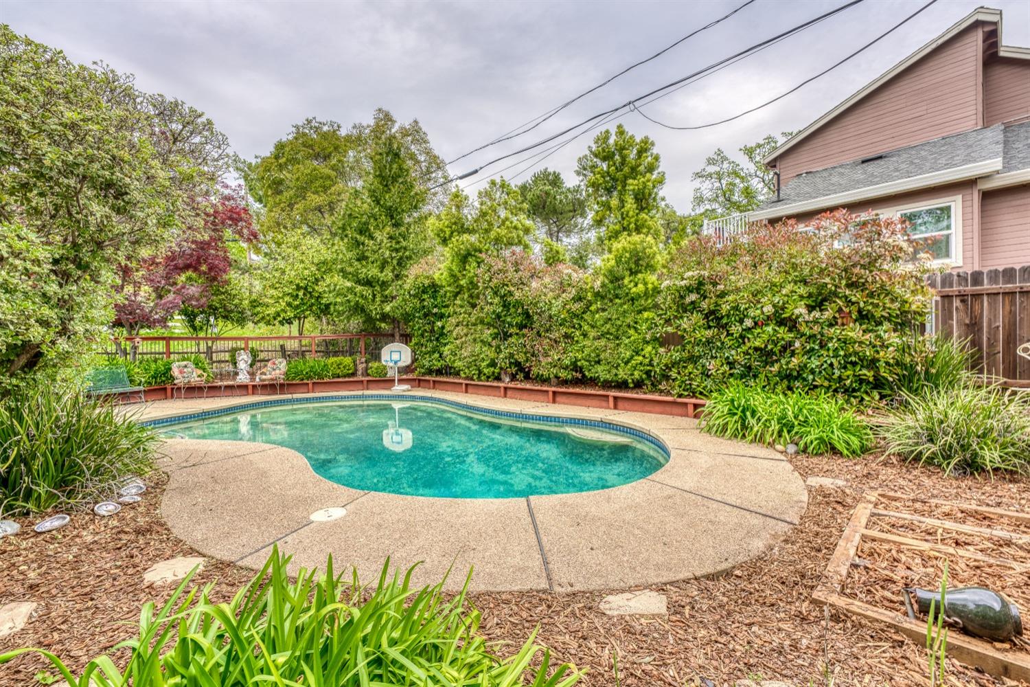 2653 KNOLLWOOD Drive