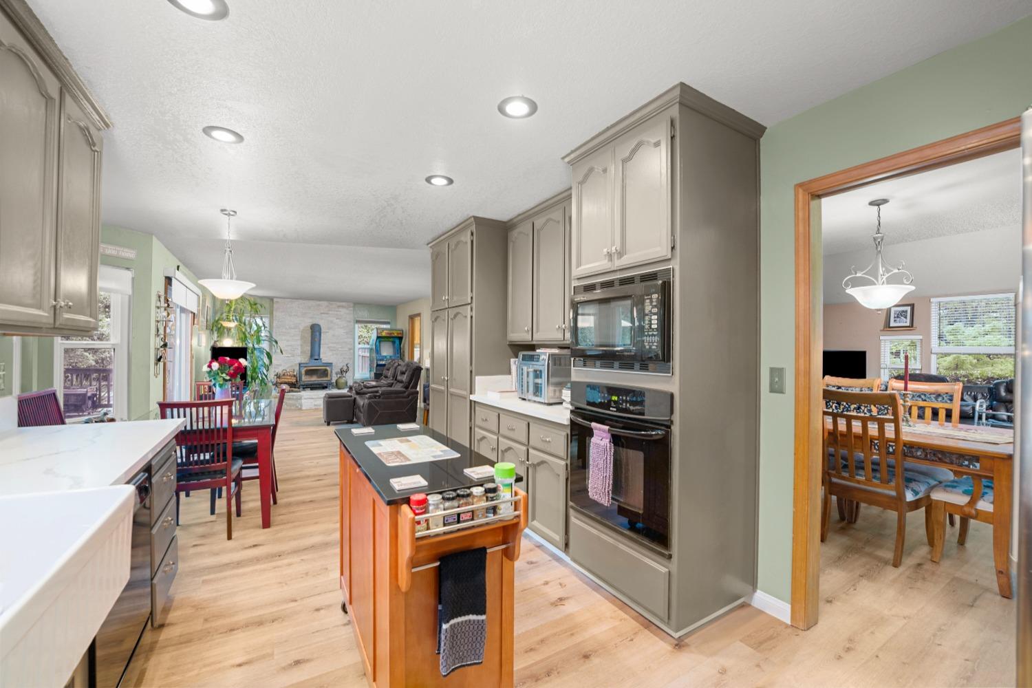 2653 KNOLLWOOD Drive