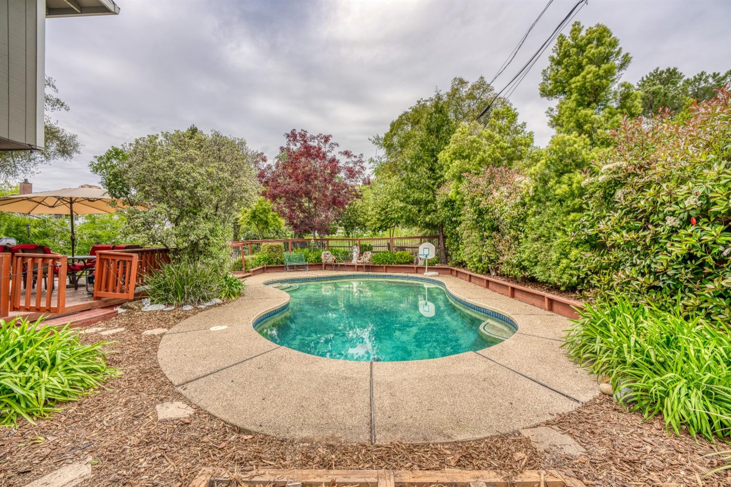 2653 KNOLLWOOD Drive