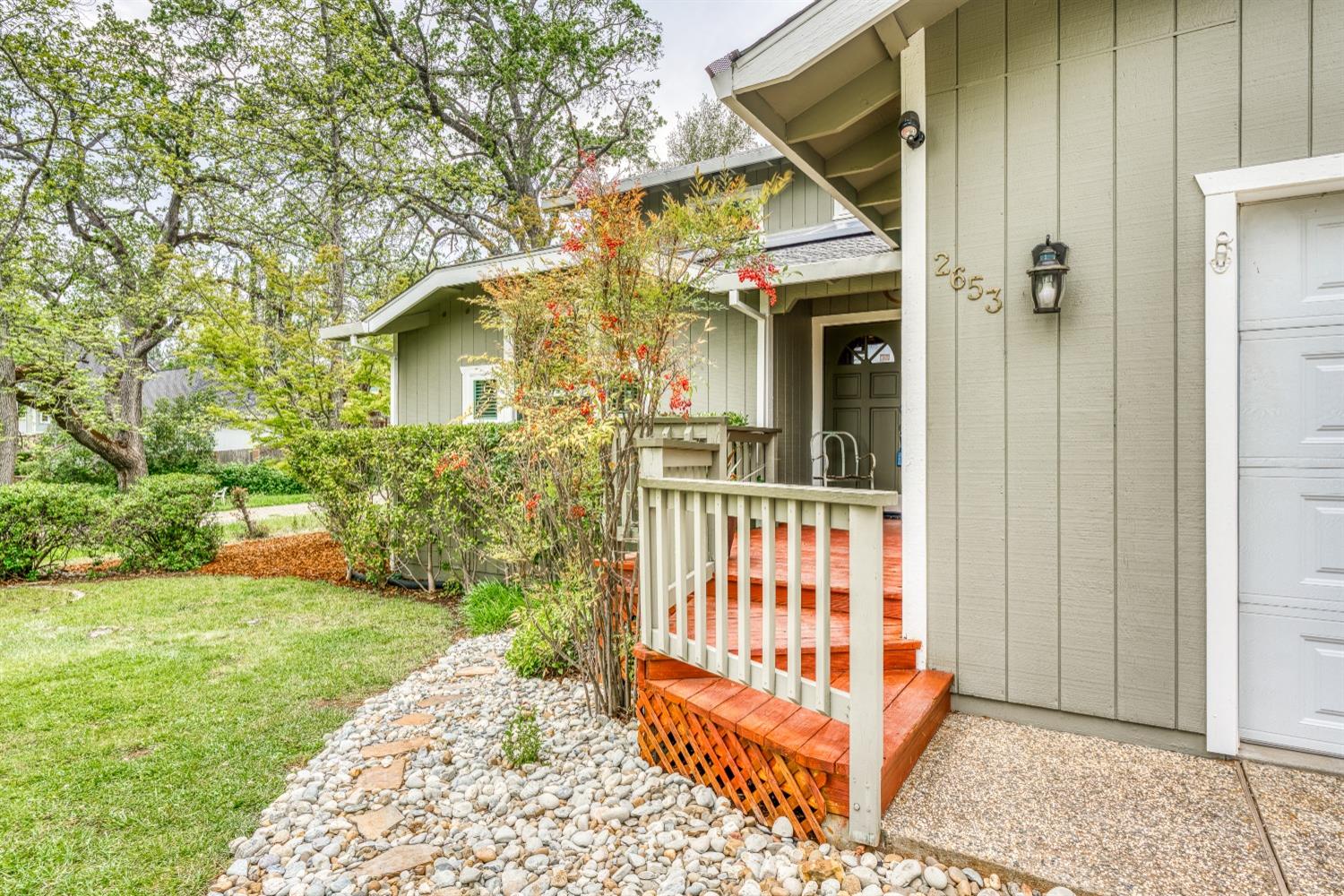 2653 KNOLLWOOD Drive