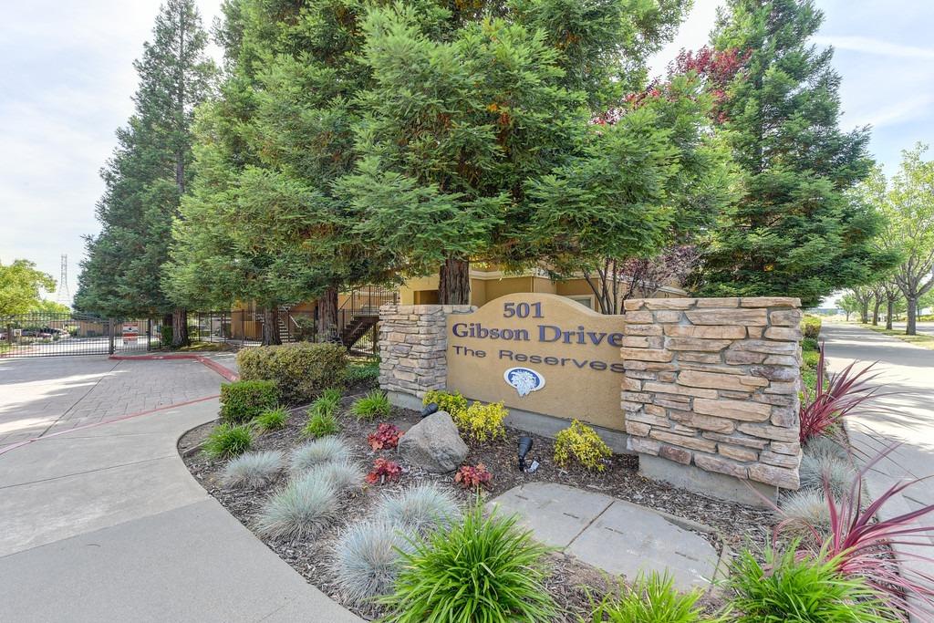 501 Gibson Drive 2014