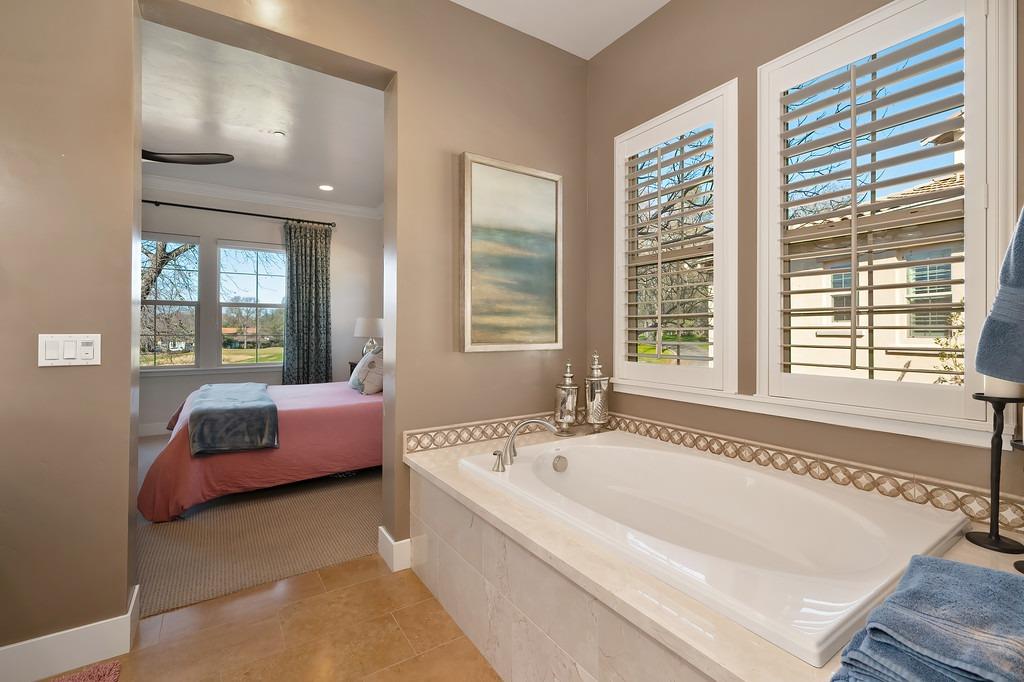 14985 Retreats Trail Court