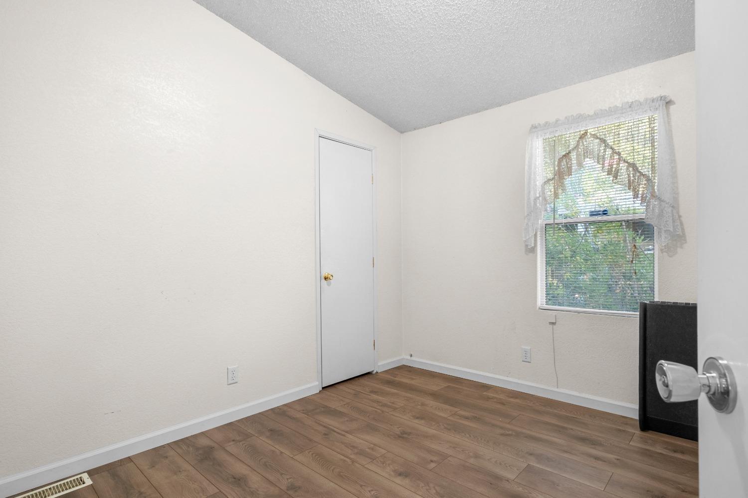 4800 Auburn Folsom Road 11