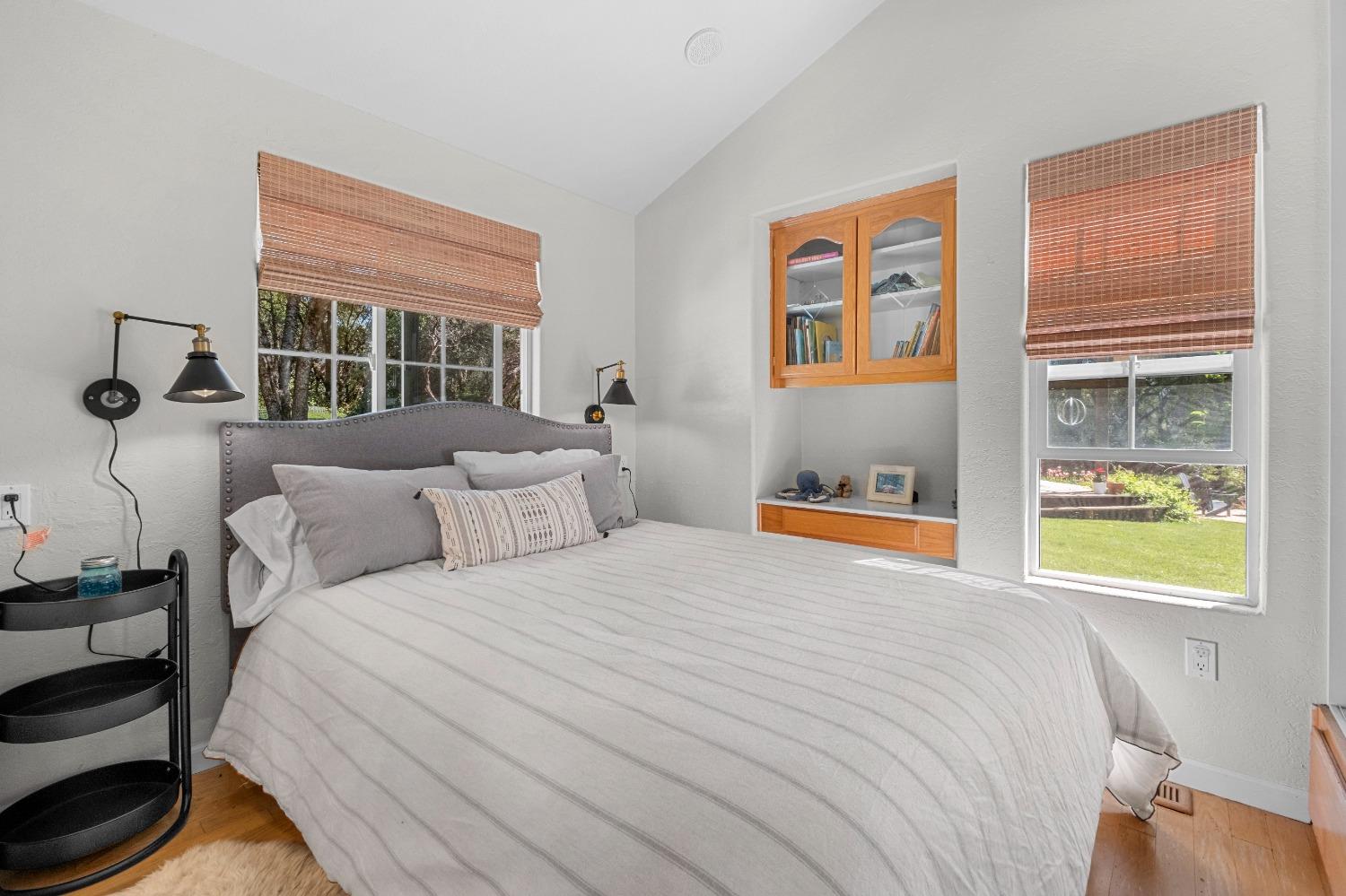 3137 Squirrel Hollow