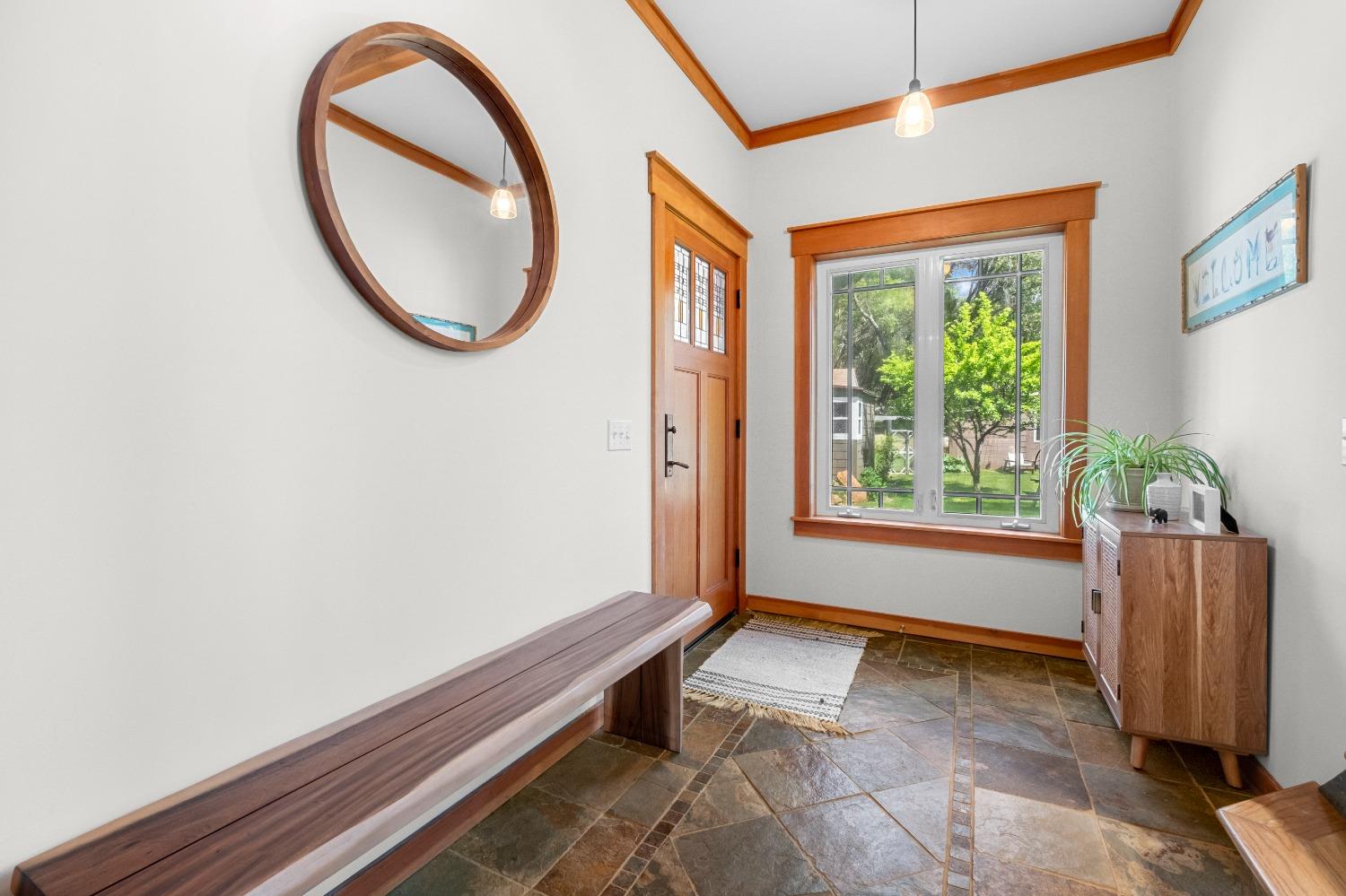 3137 Squirrel Hollow