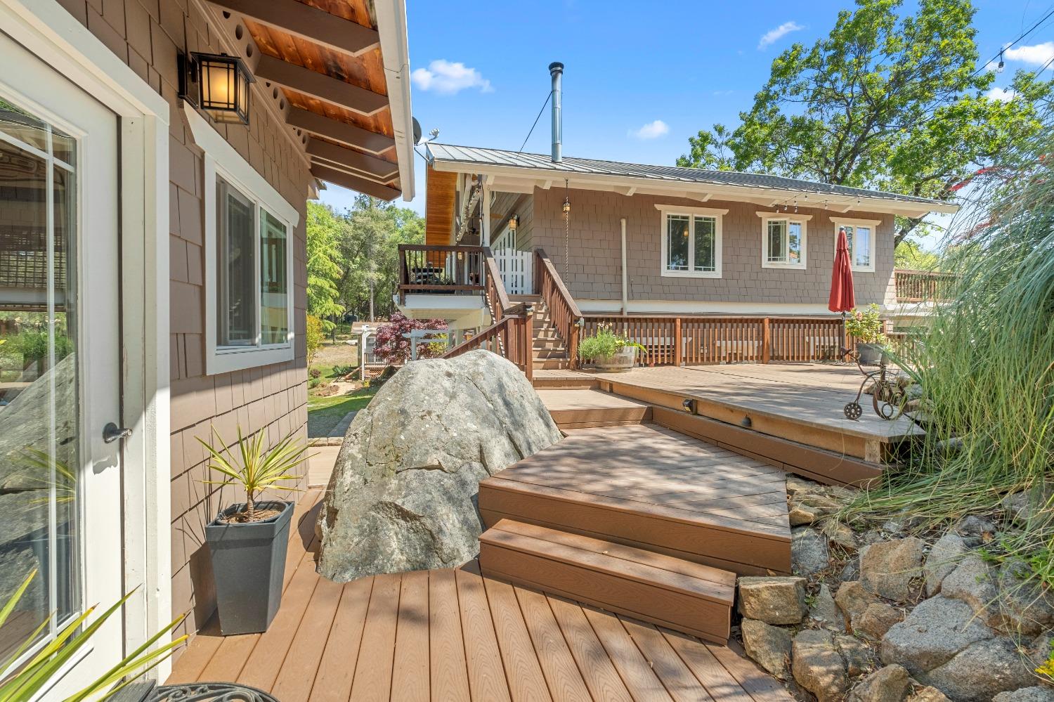 3137 Squirrel Hollow