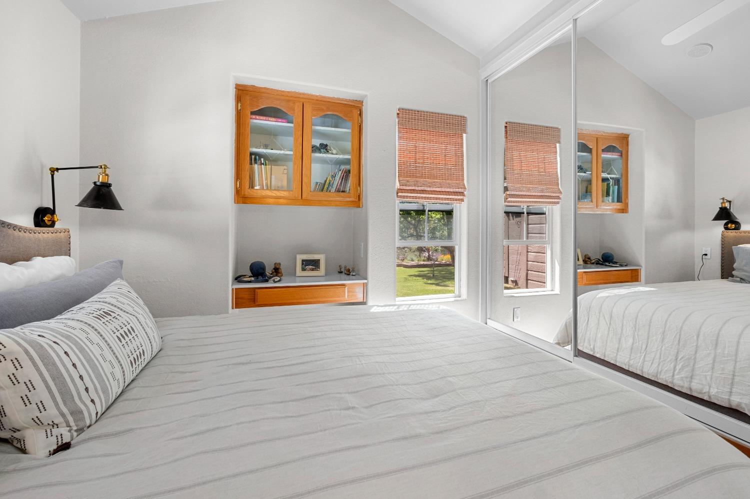 3137 Squirrel Hollow