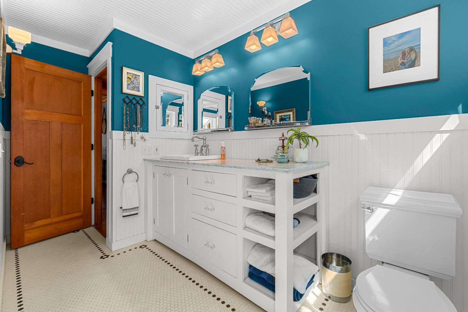 3137 Squirrel Hollow