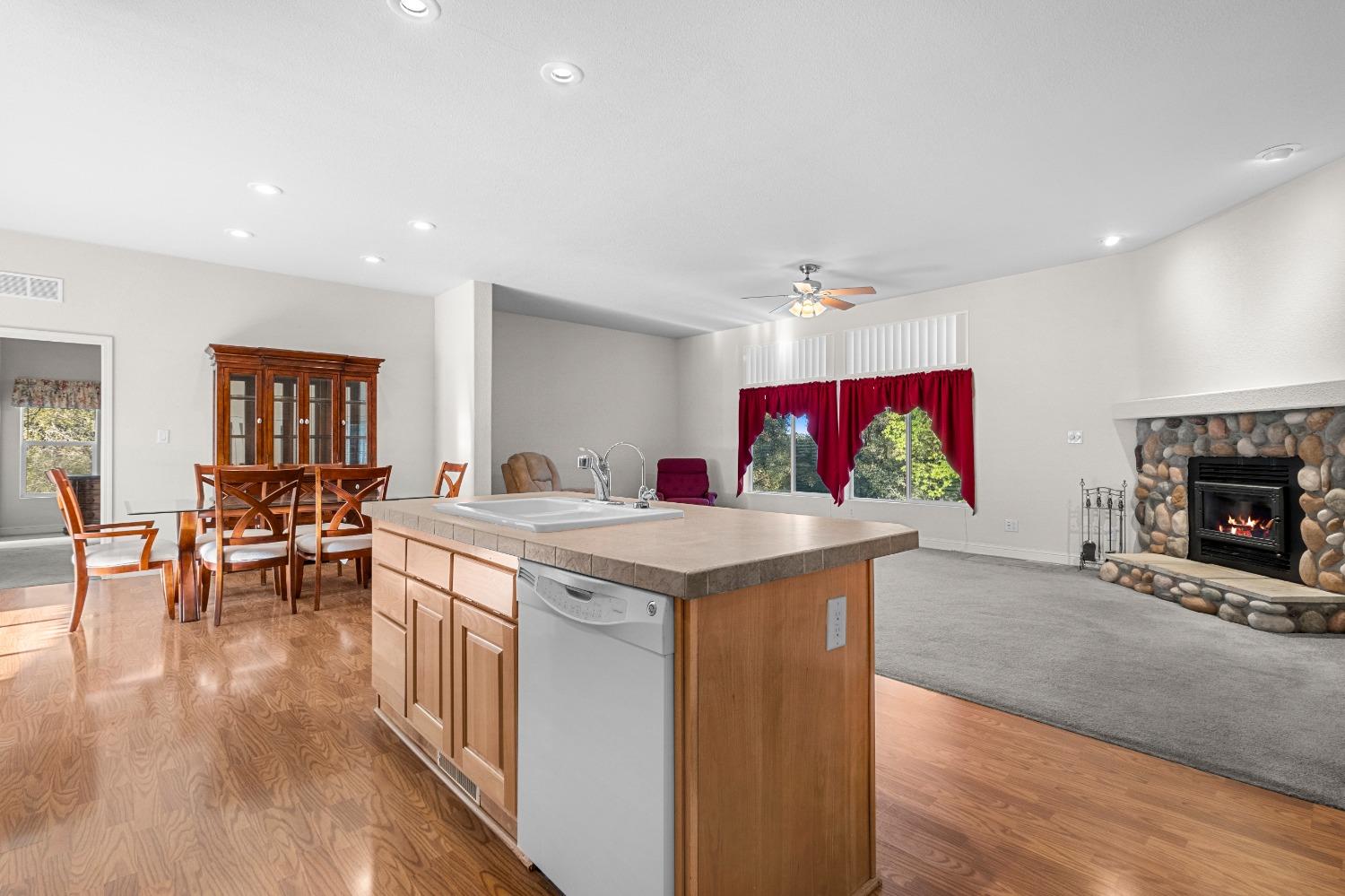 6107 Mobile Manor Road