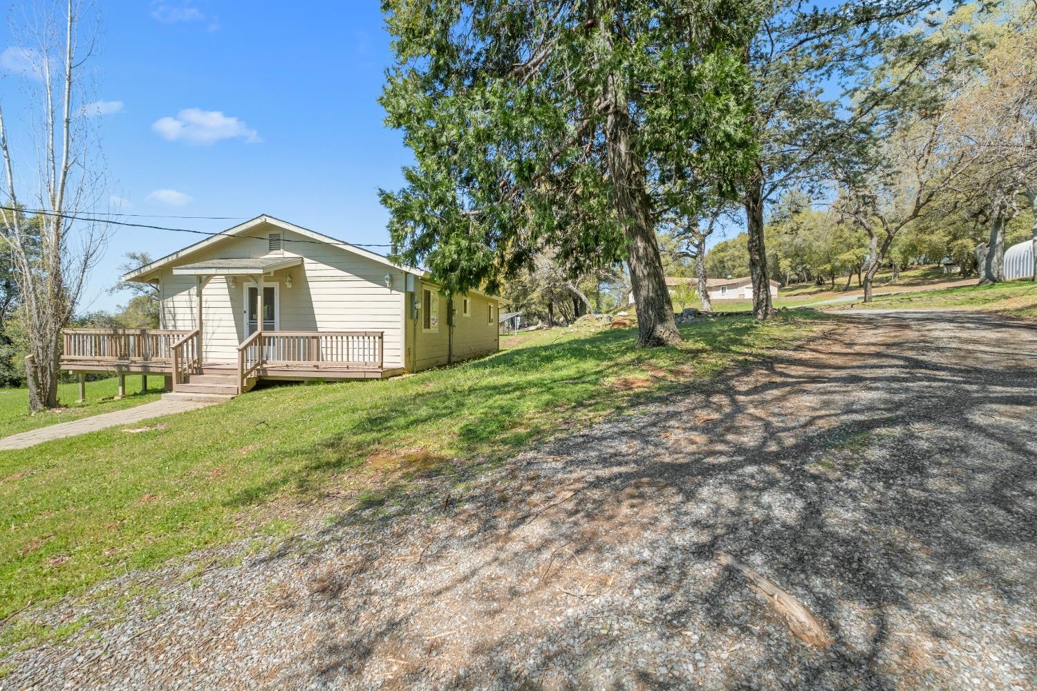 6107 Mobile Manor Road