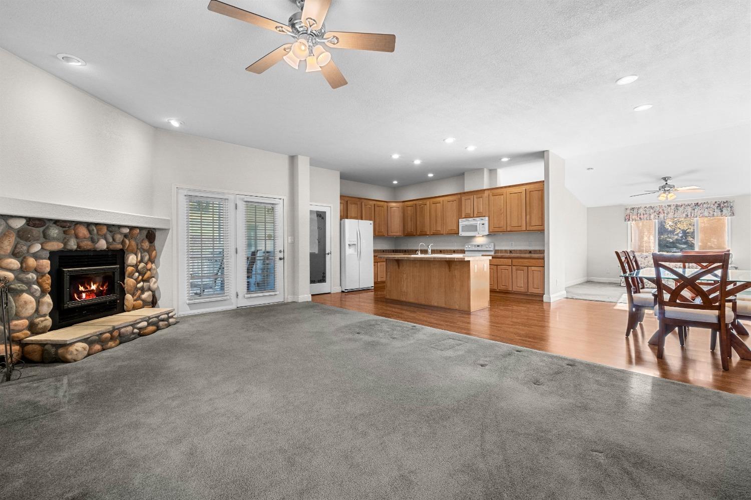 6107 Mobile Manor Road