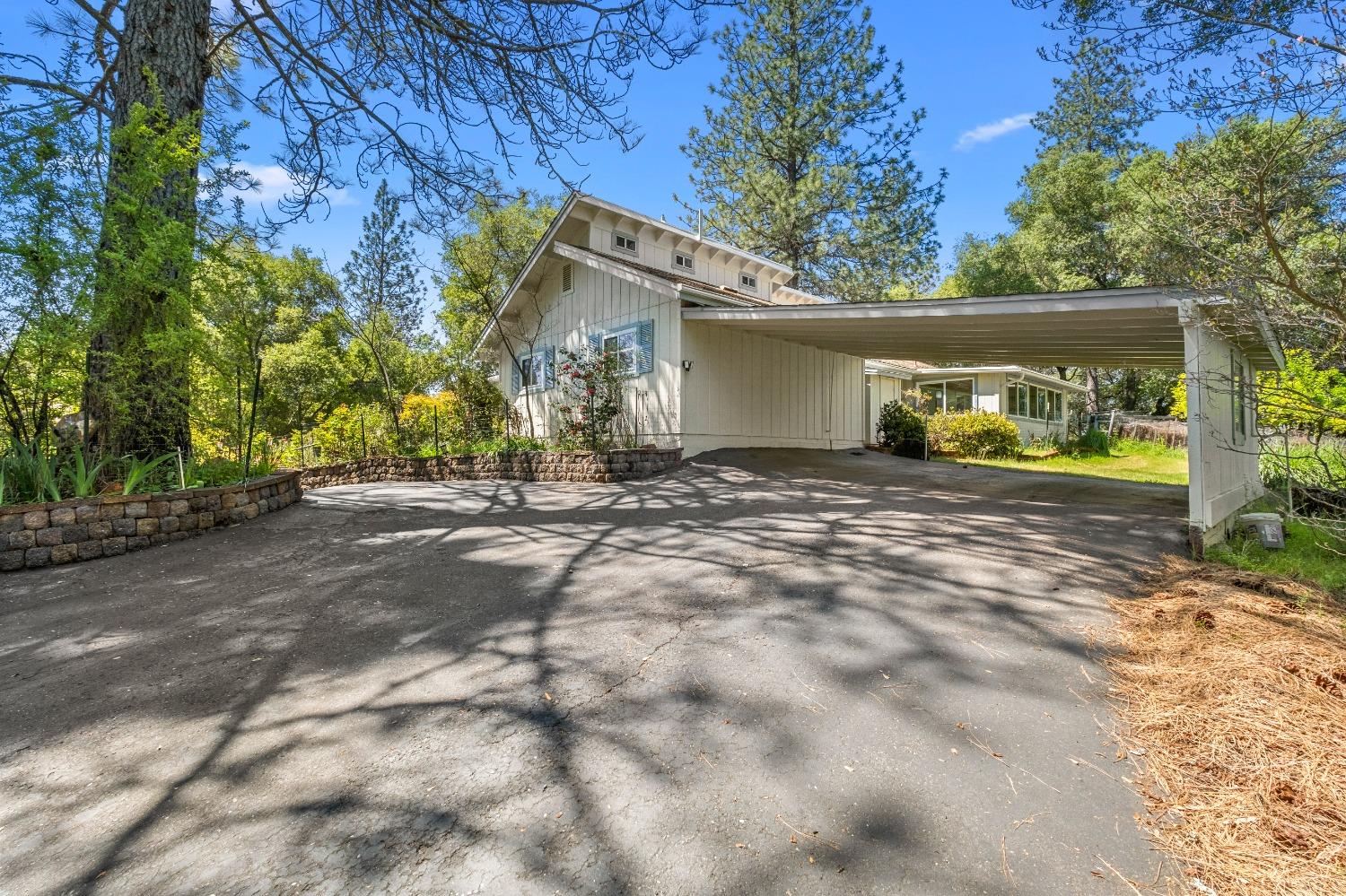 16080 Mount Whitney Drive