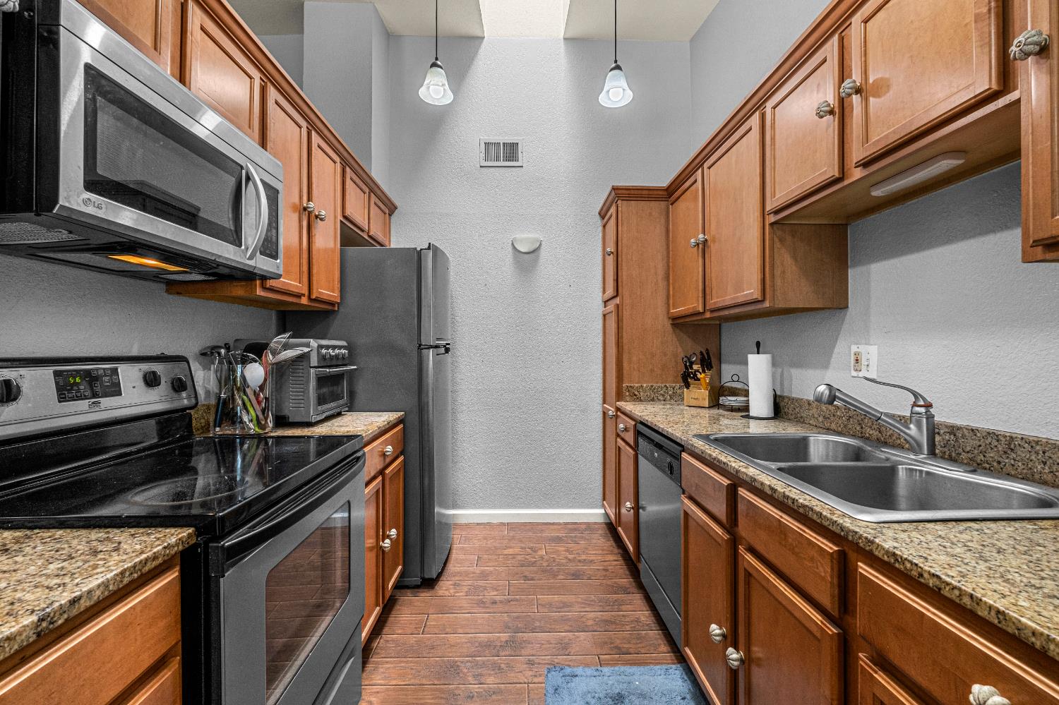7131 Stella Lane 32
