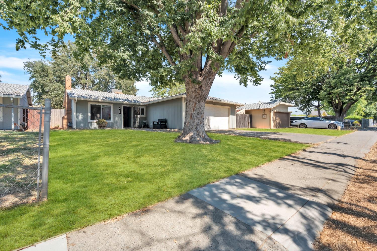 6609 Weatherby Way