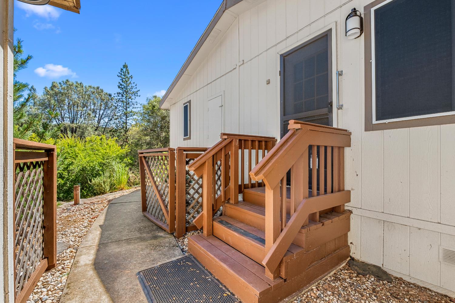 9461 State Highway 193 17