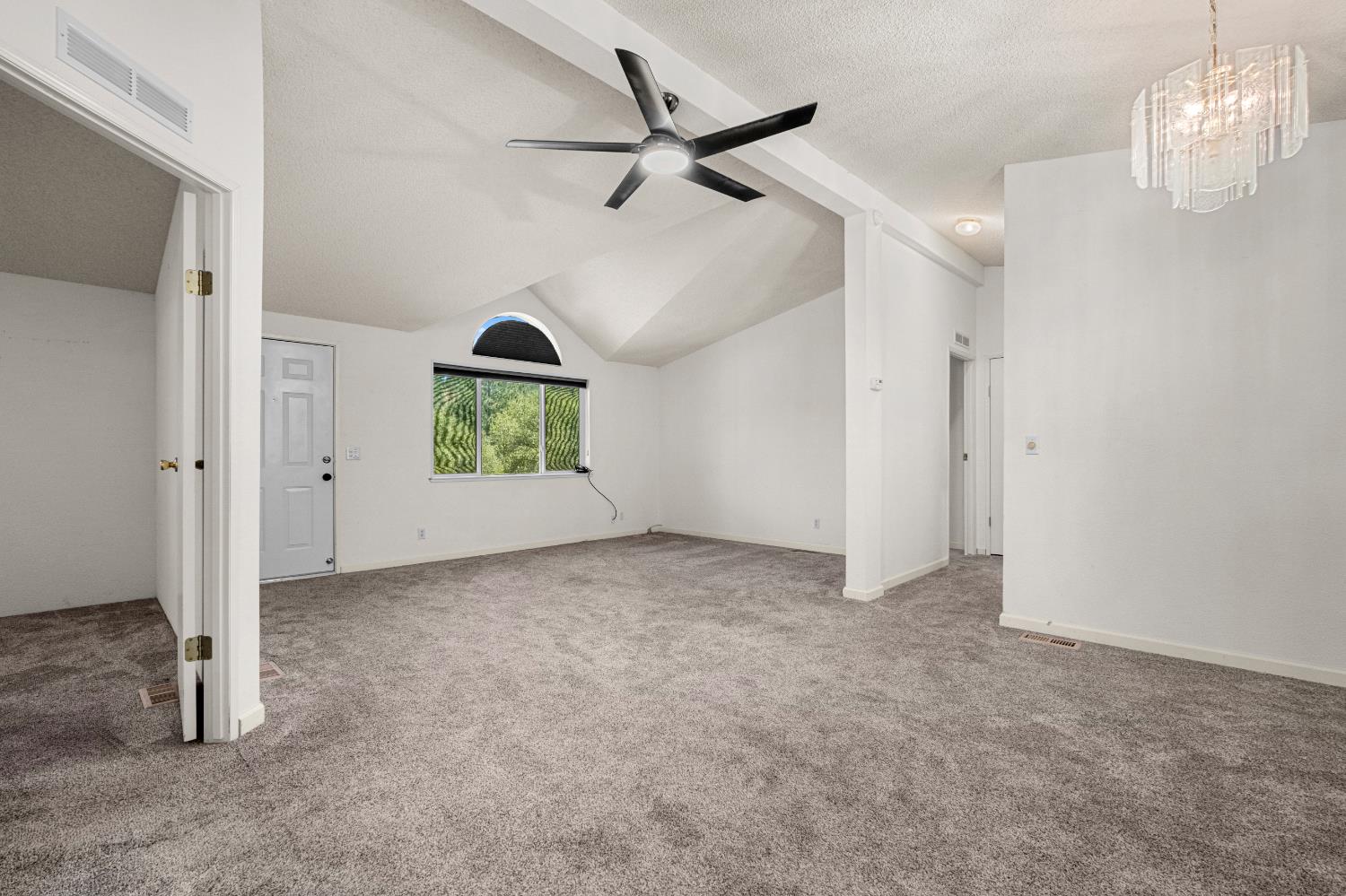 9461 State Highway 193 17