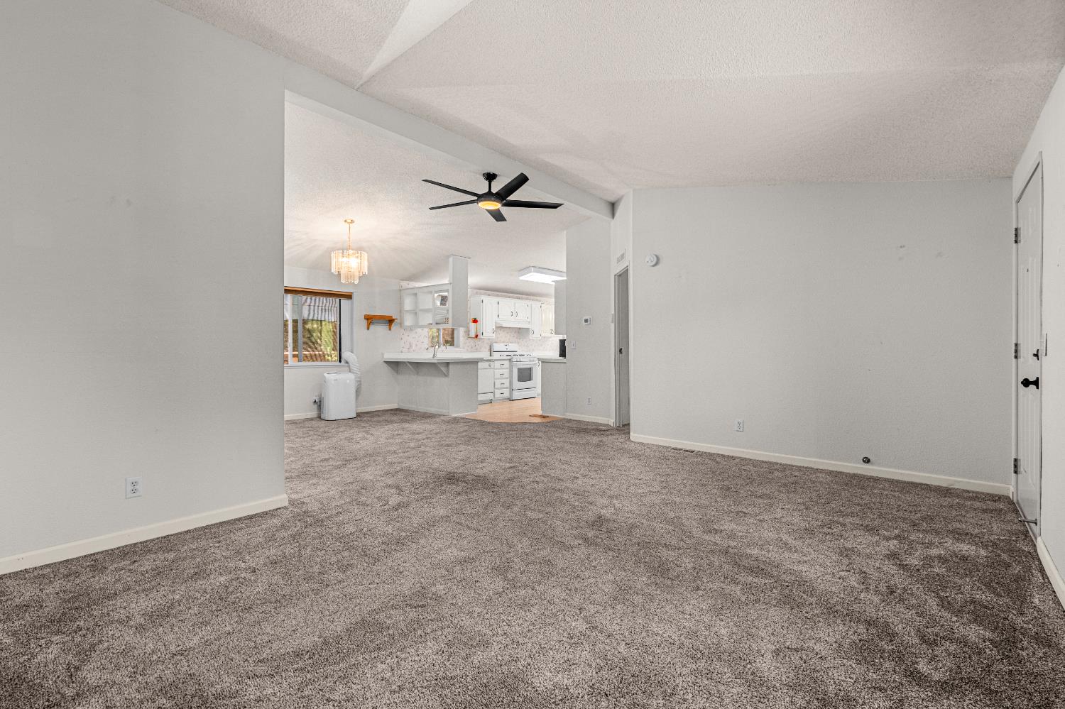 9461 State Highway 193 17