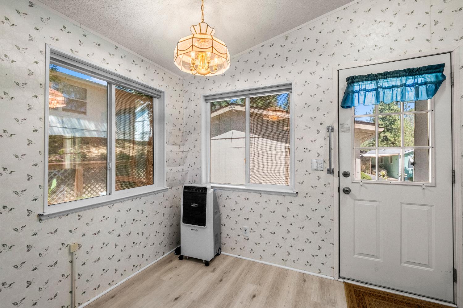 9461 State Highway 193 17