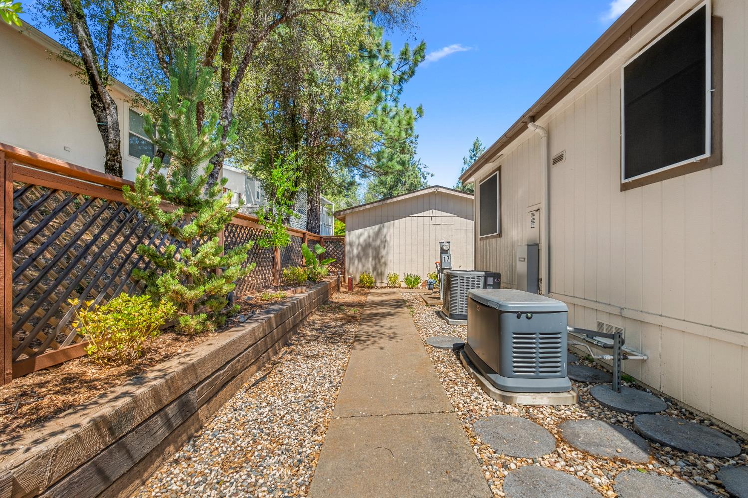 9461 State Highway 193 17