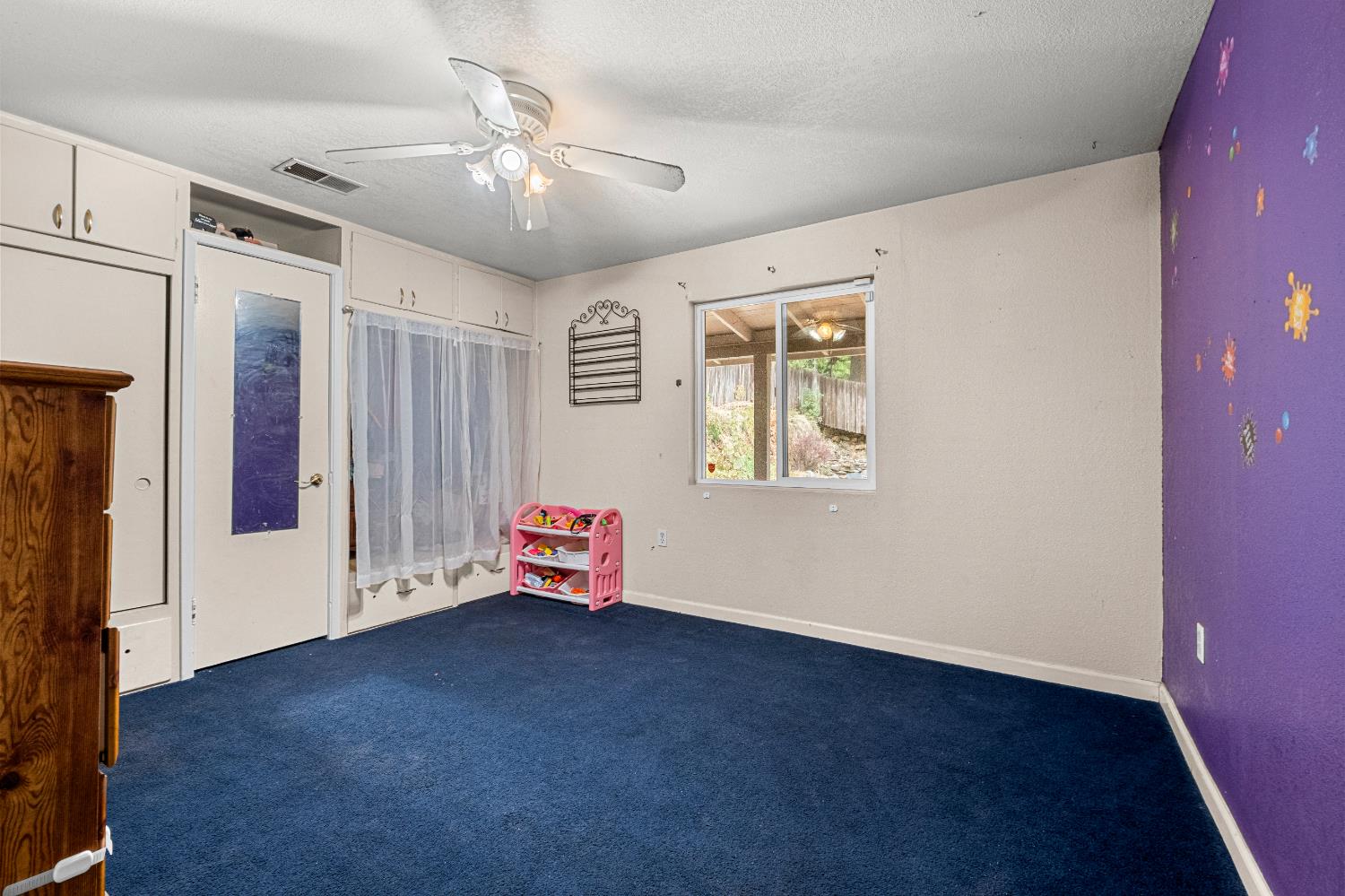 5620 Pony Express Court