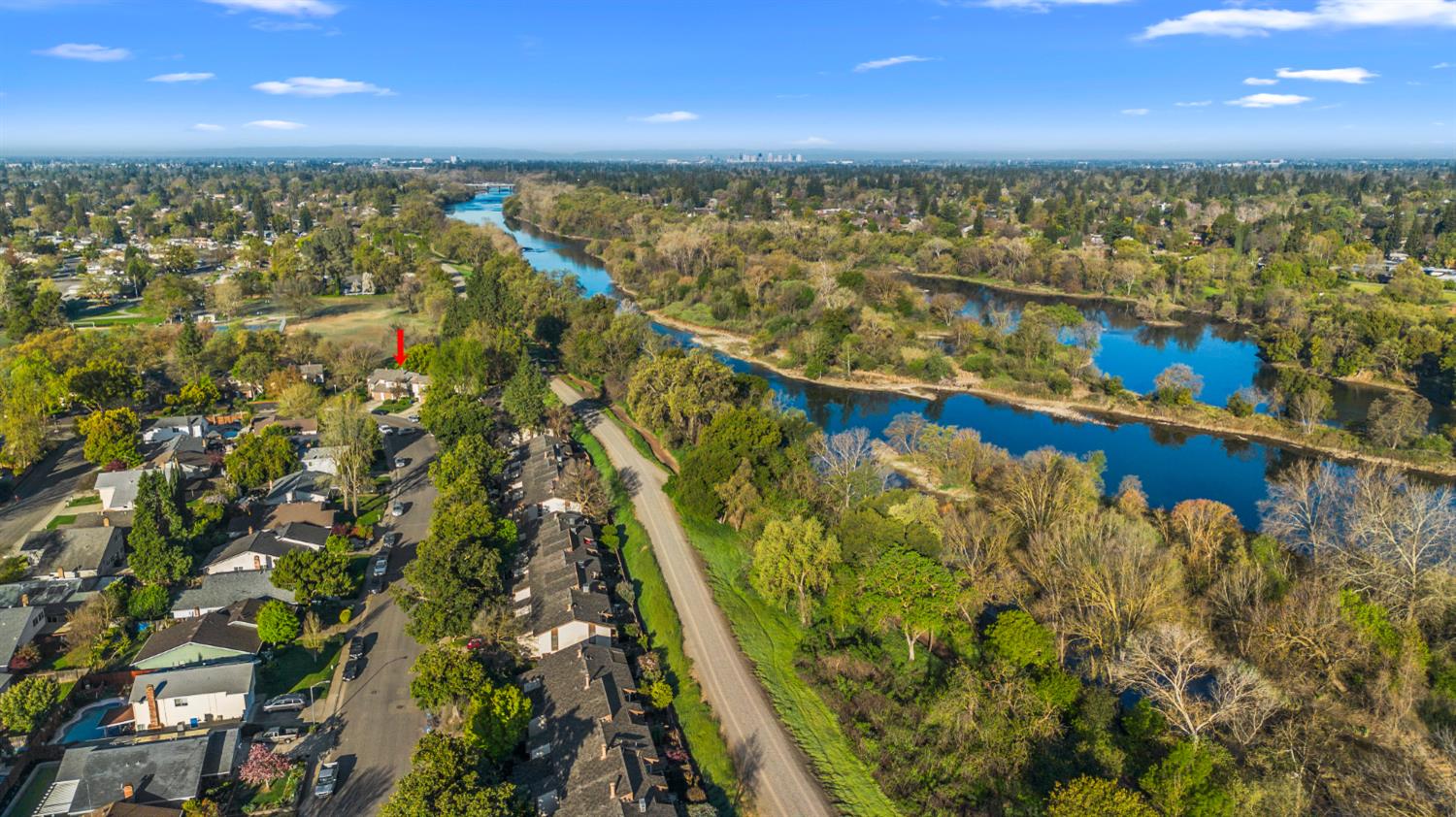 2604 Rio Bravo Circle