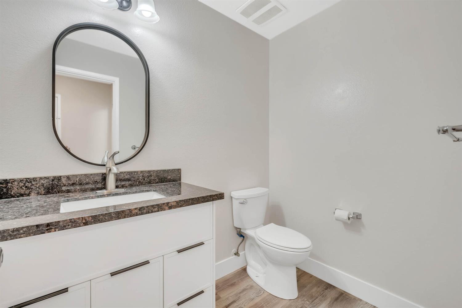 2604 Rio Bravo Circle