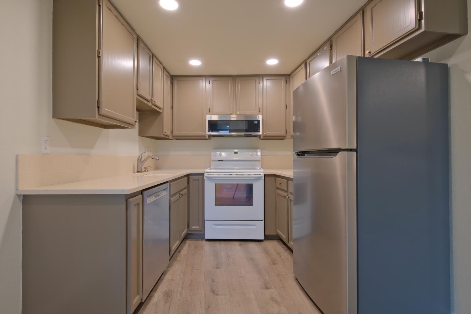 3133 Cambridge Road 3