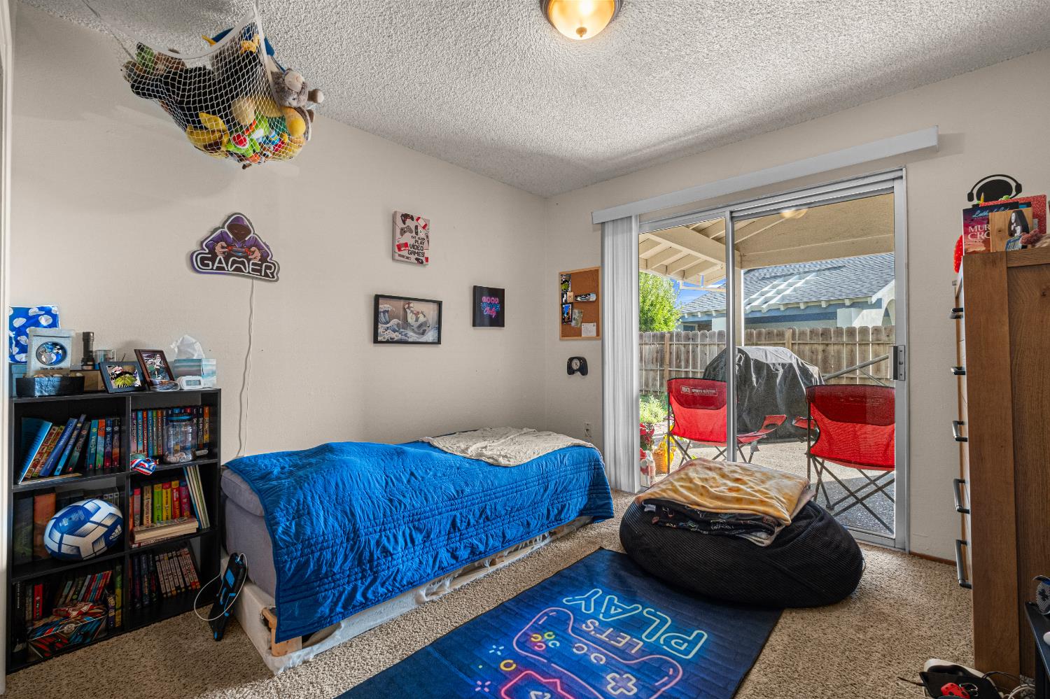 6823 Greenhaven Drive