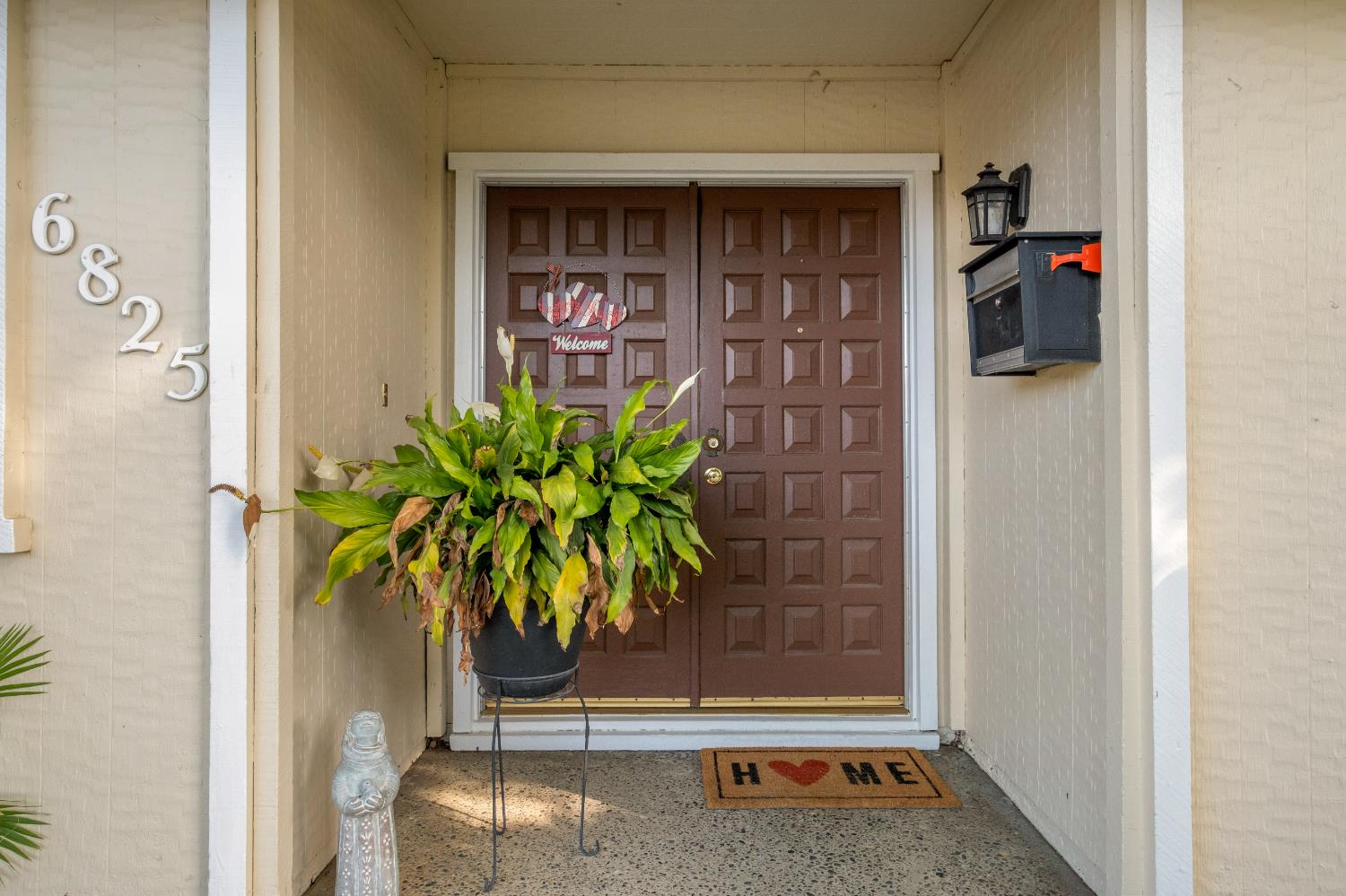 6823 Greenhaven Drive