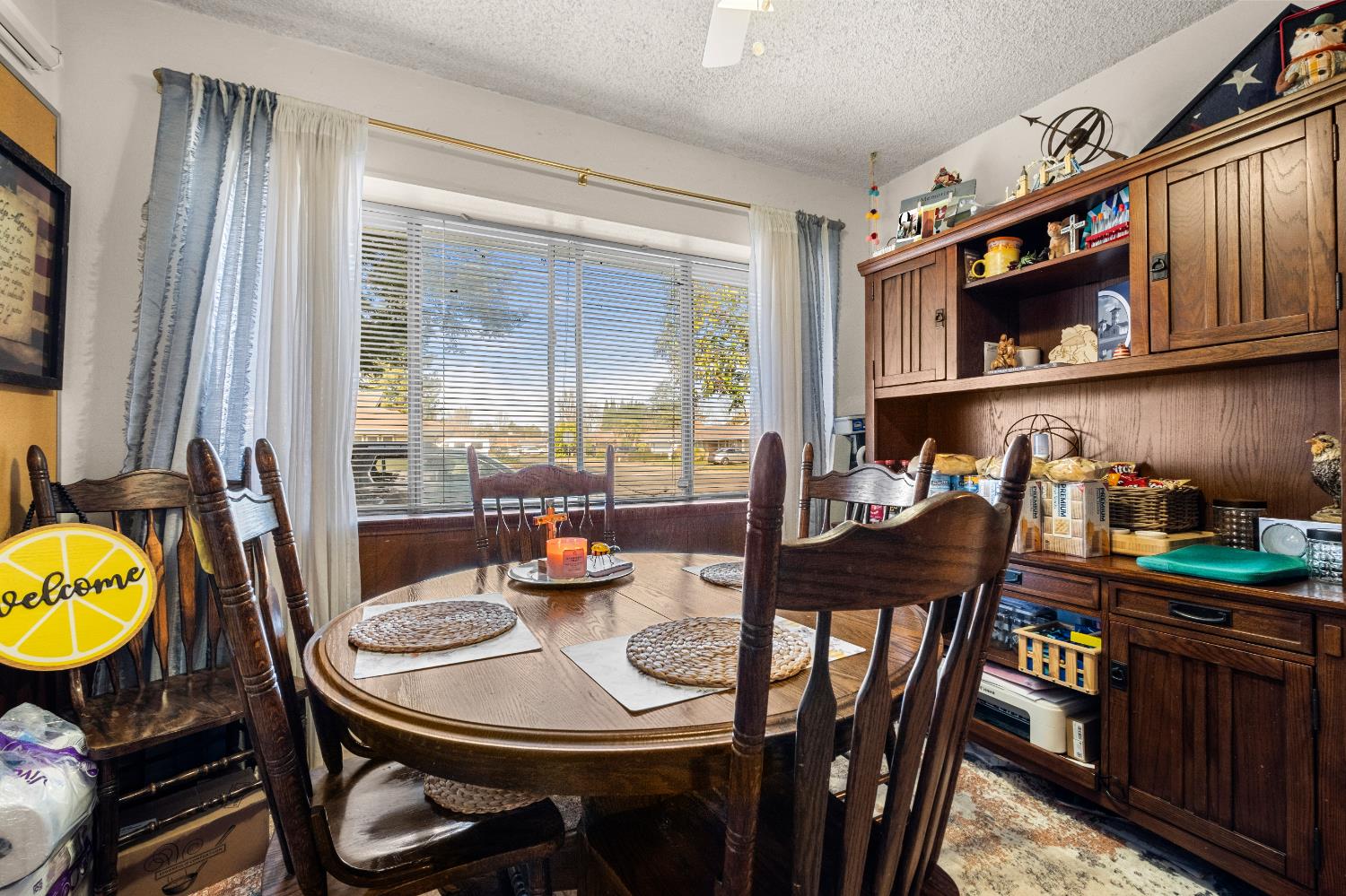 6823 Greenhaven Drive