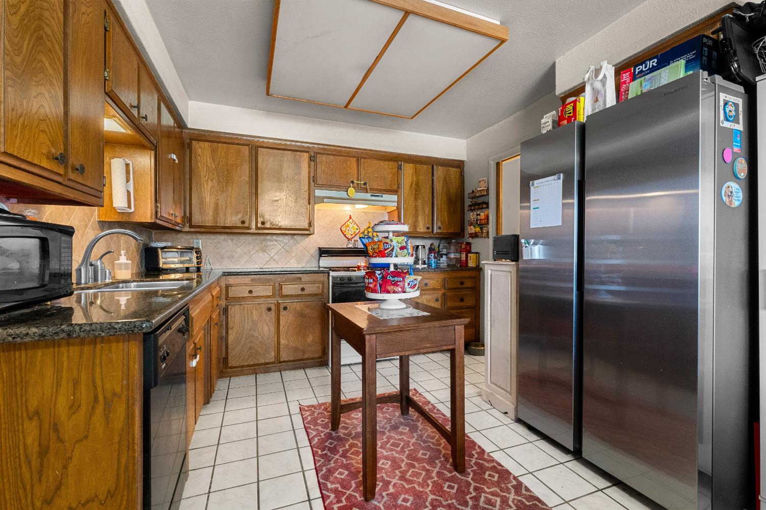 6823 Greenhaven Drive