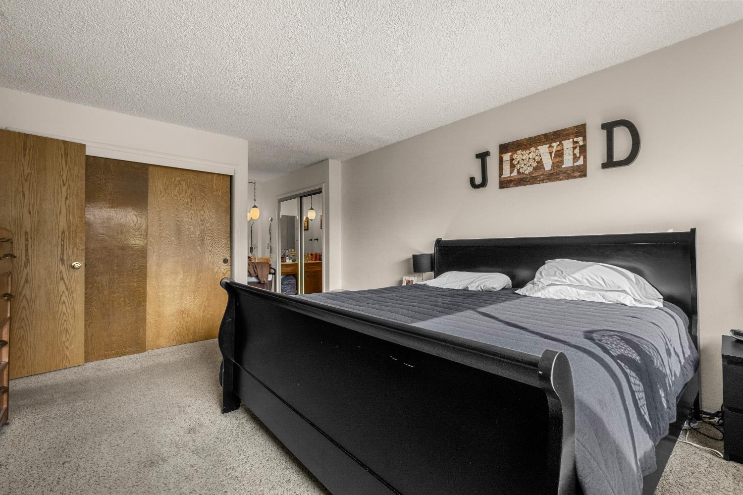 6823 Greenhaven Drive