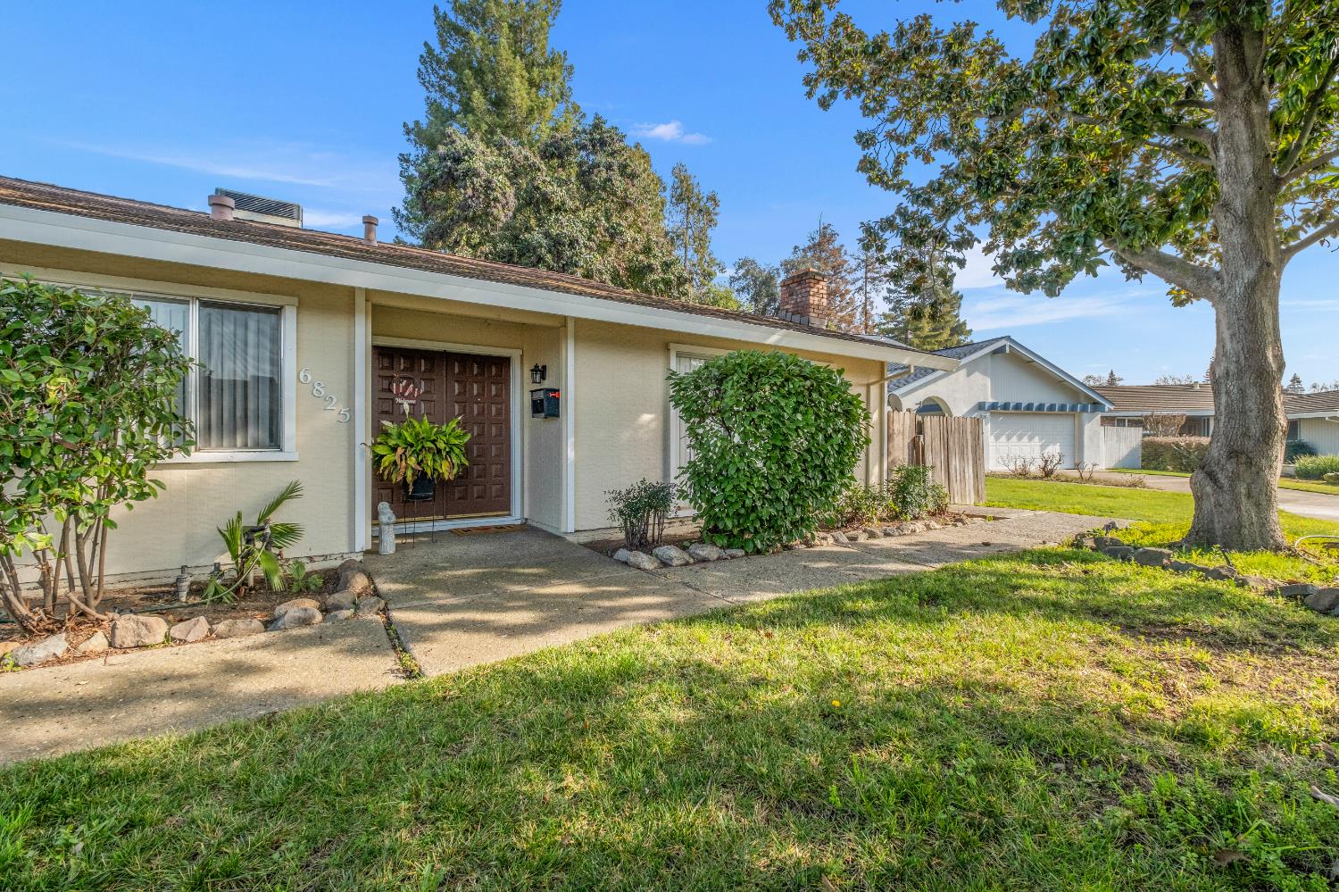 6823 Greenhaven Drive