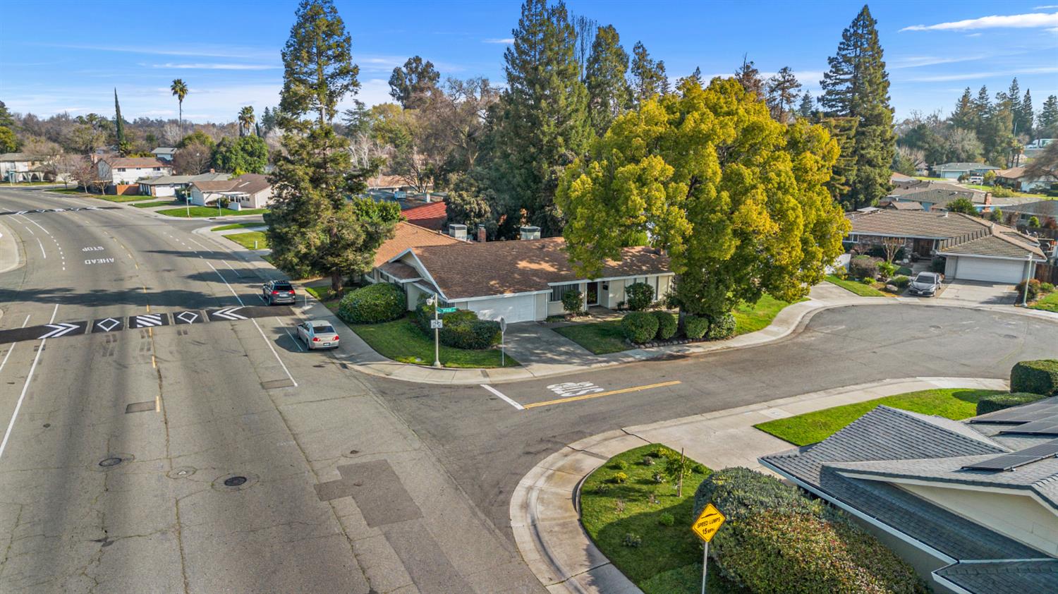 6823 Greenhaven Drive