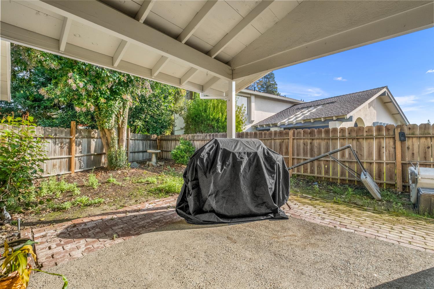 6823 Greenhaven Drive