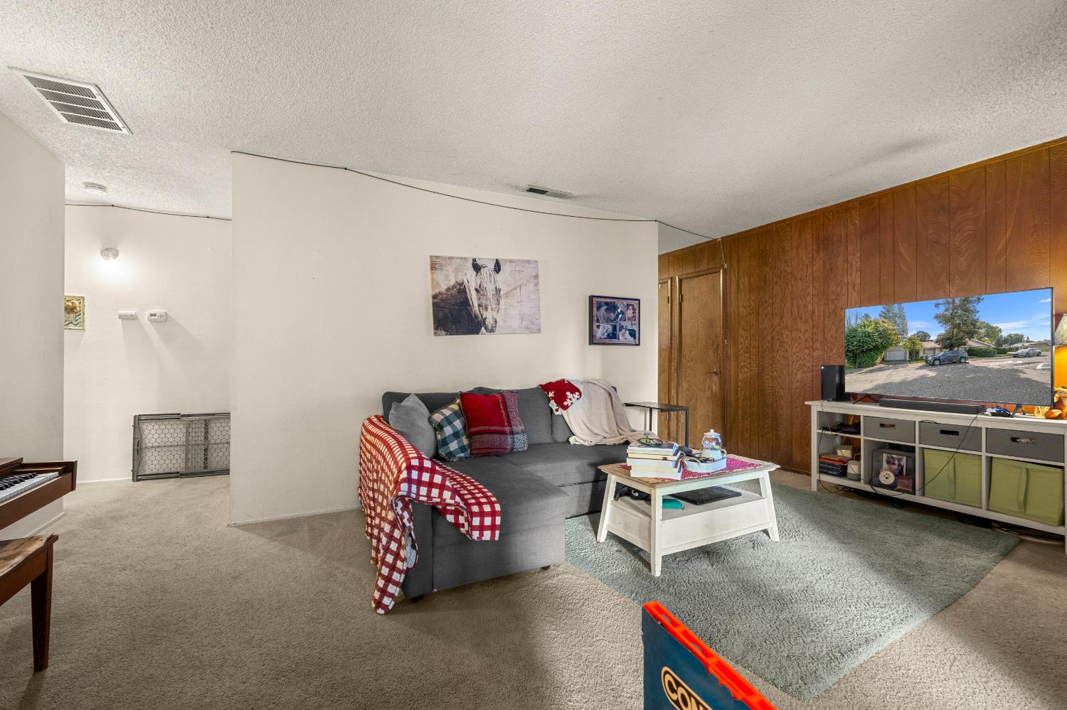 6823 Greenhaven Drive